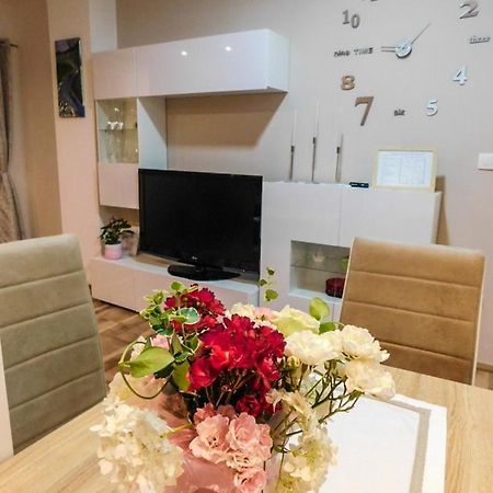 Apartman Lara Otocsán Kültér fotó