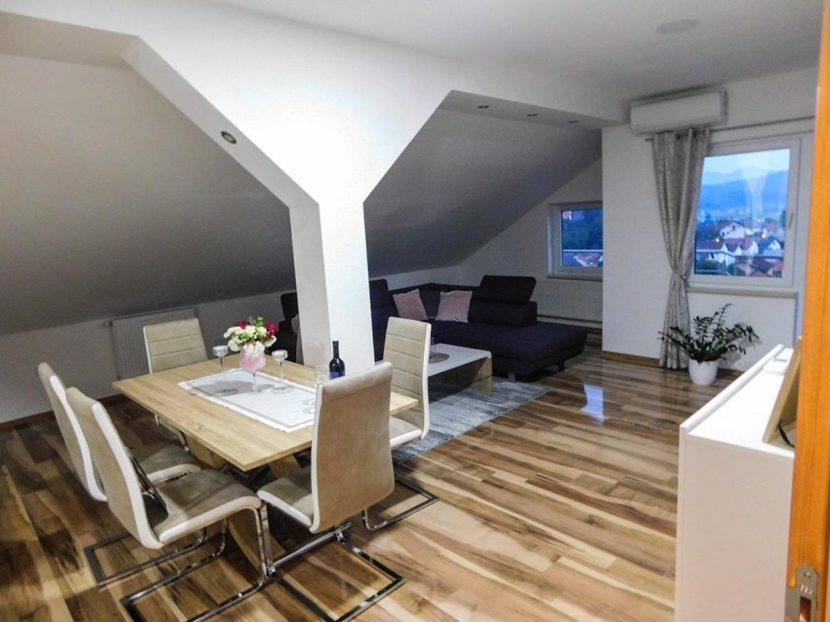 Apartman Lara Otocsán Kültér fotó
