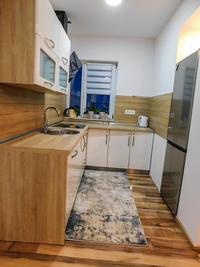 Apartman Lara Otocsán Kültér fotó
